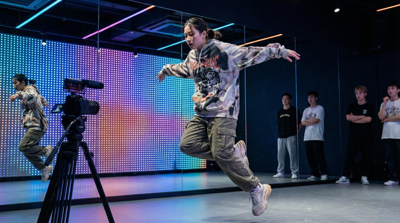 蜜桃视频舞蹈视频